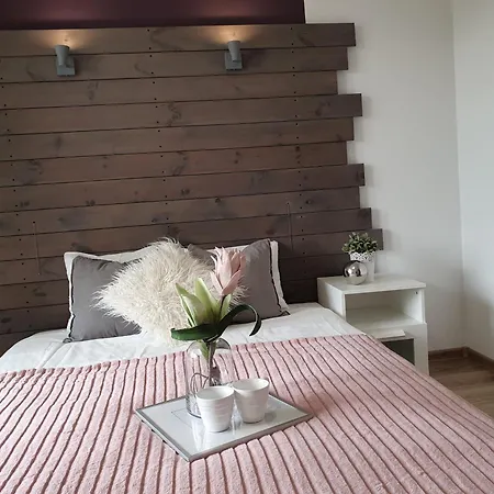 Apartmán Mieszkanie Z Ogrodem - Potegowska *